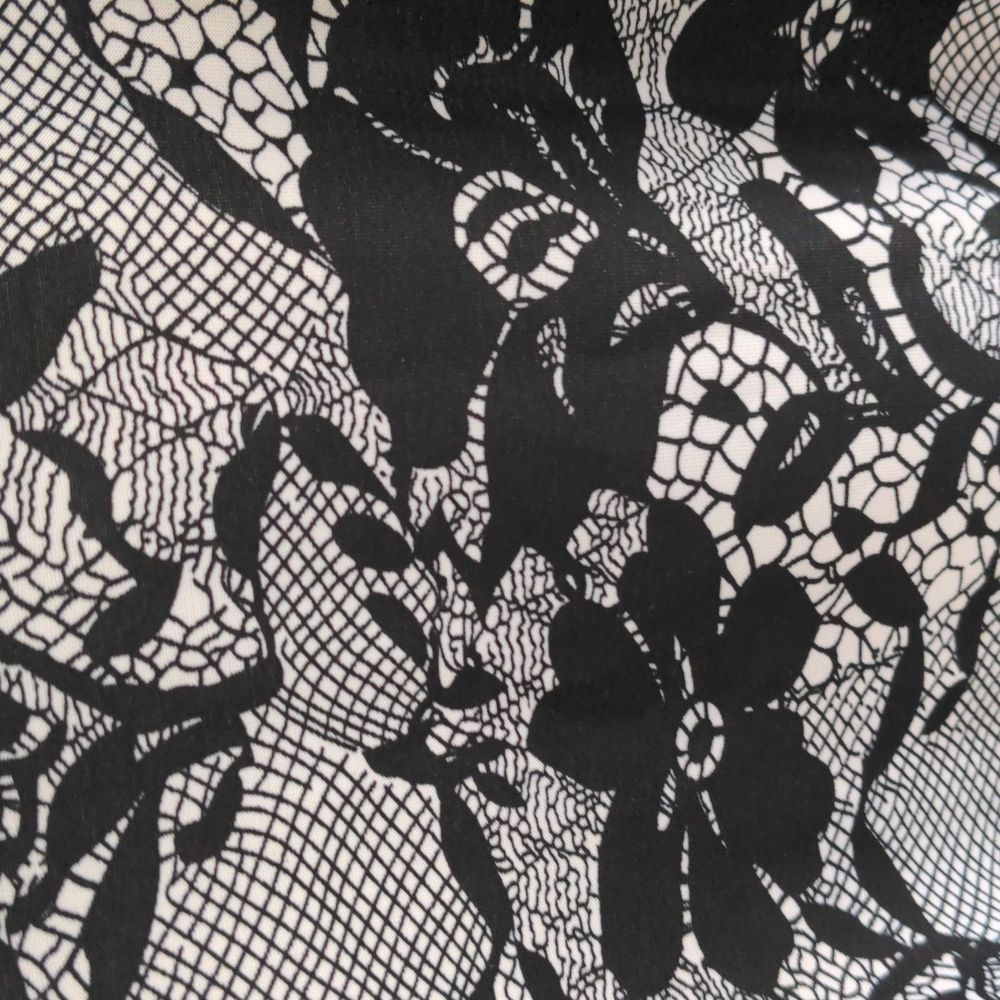 High low lace print skirt - Picture 3 of 3